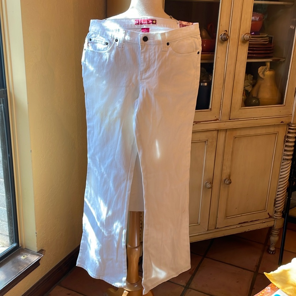 White jeans for juniors